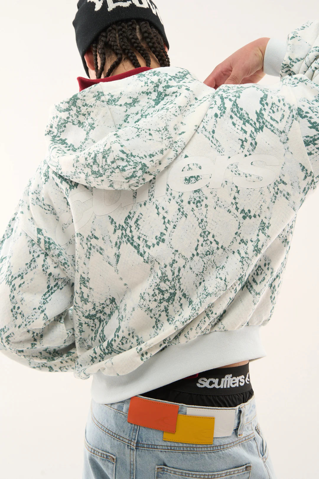 0026 Scffsnakebluezipper 0049