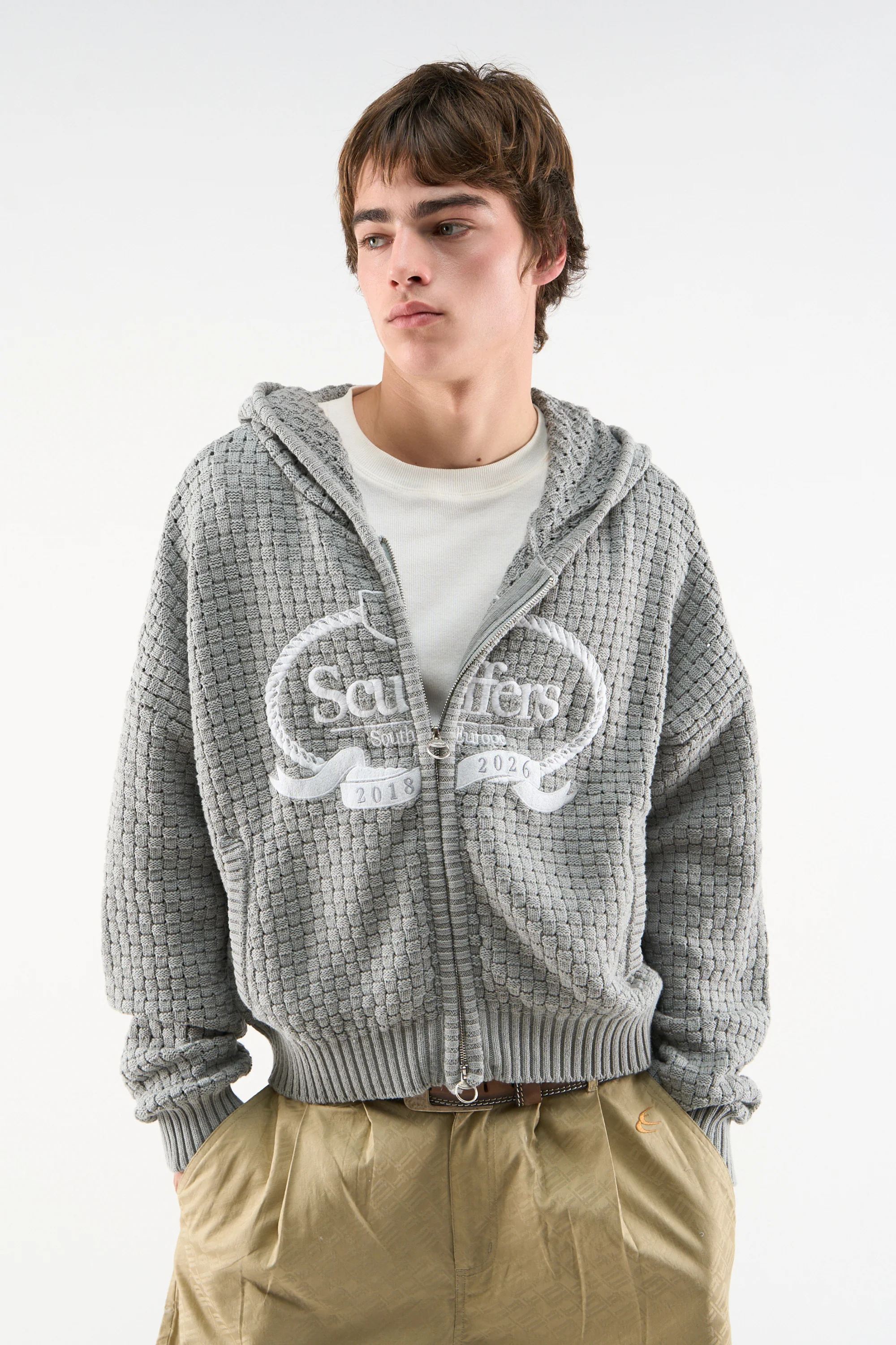 06 South Europe Knit Zipper Grey M 0930 1 Jpg