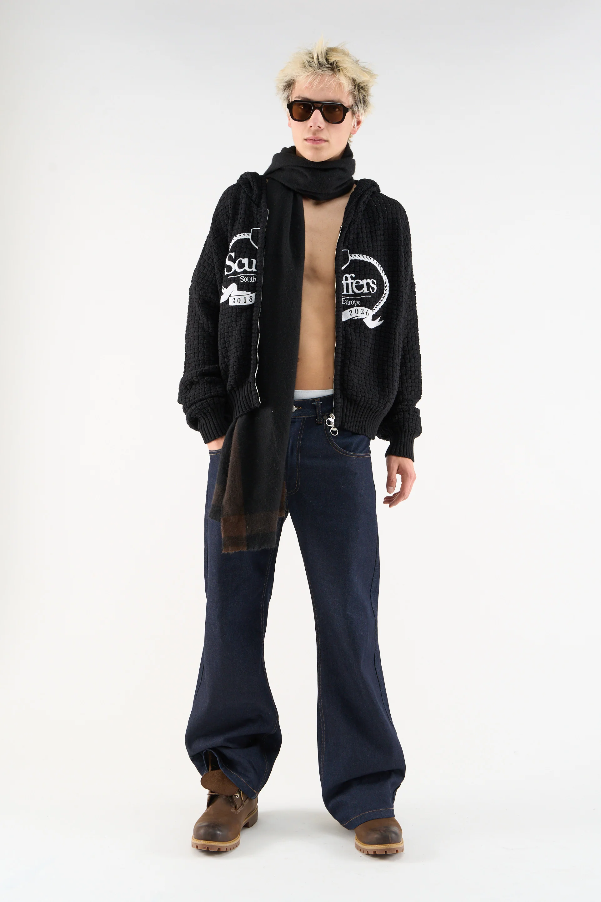 25 South Europe Knit Zipper Black M 1758 Jpg