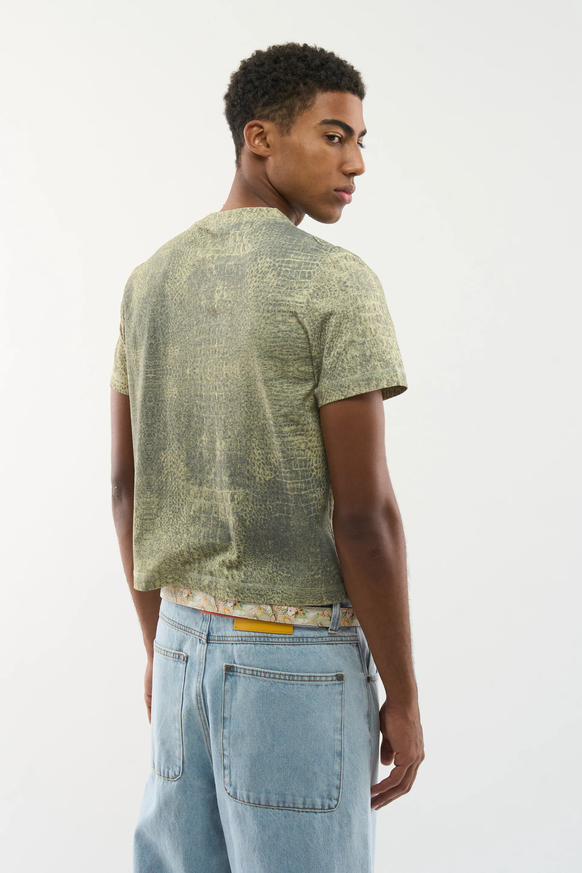 Crocodile Fitted Green Tshirt 06 Jpg