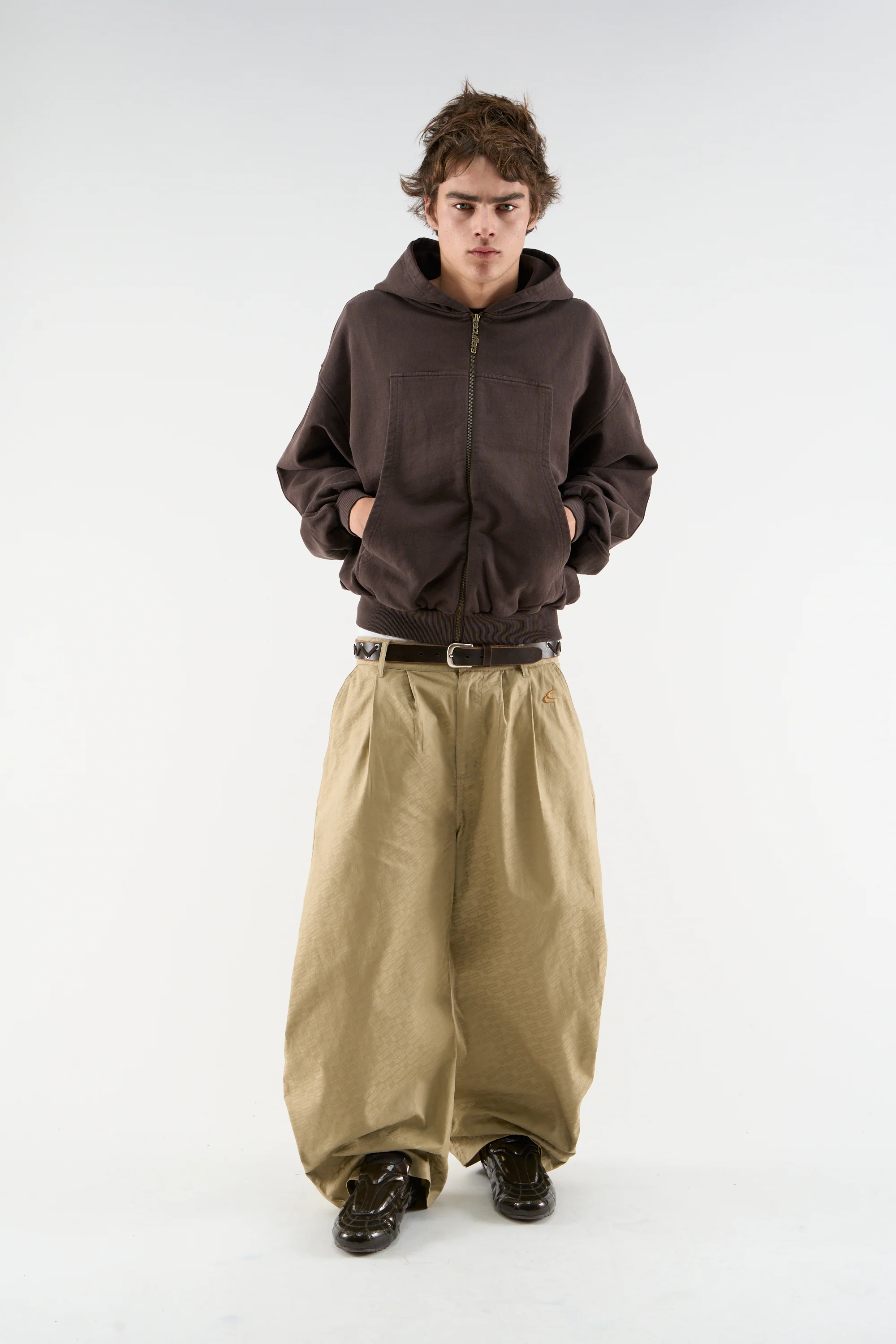 Pick Pocket Brown Zipper