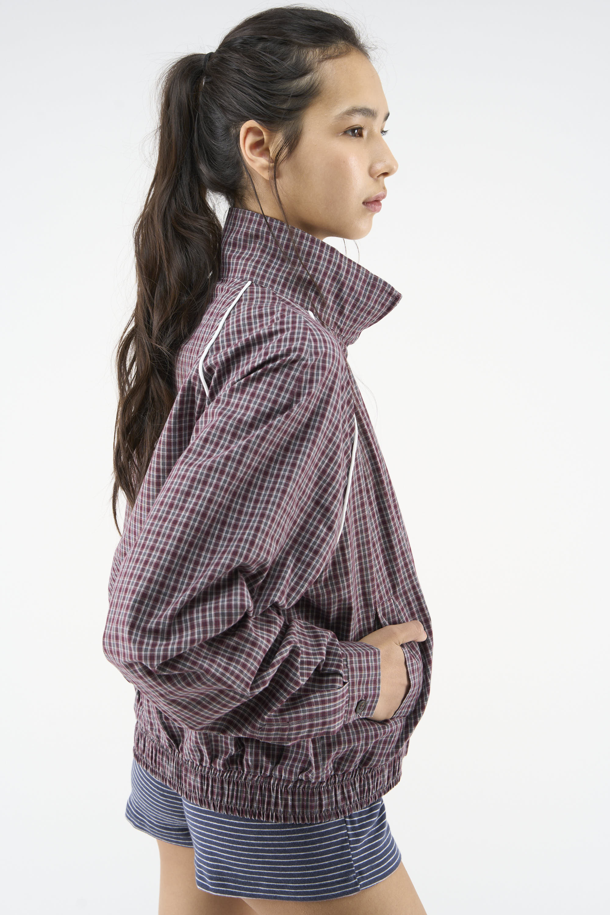Chamise Checkered Burgundy Zipper