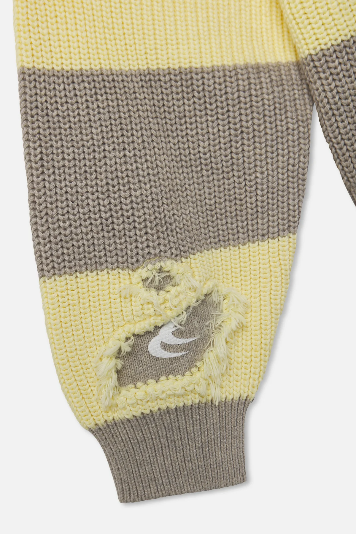 Holeyellow Greyknit Sem44 3 Jpg