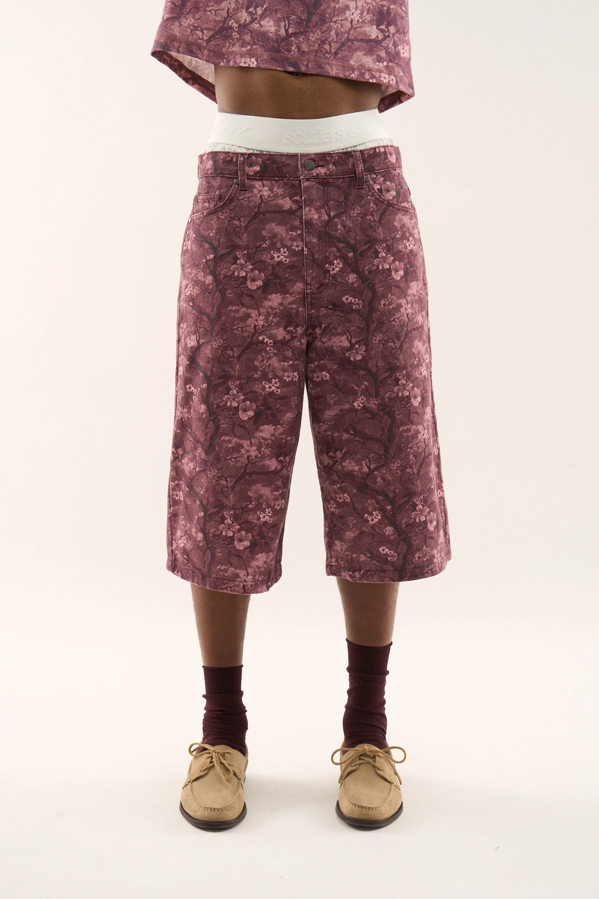 Real Flowers Fitted Burgundy Shorts 02 Jpg