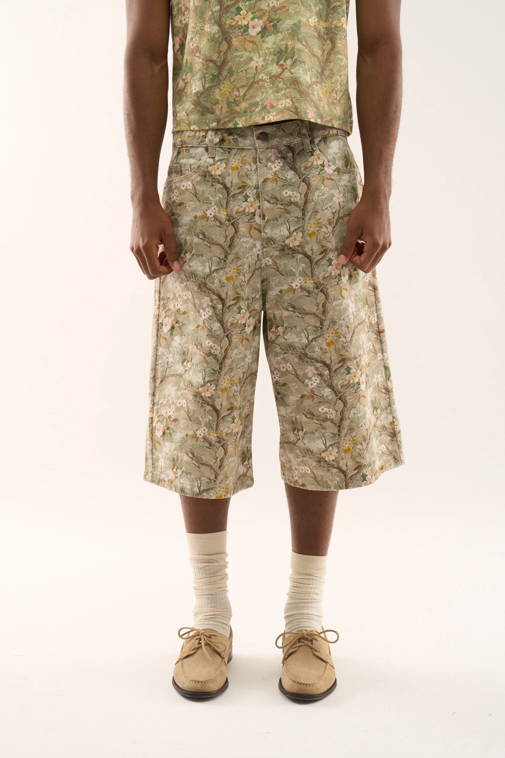 Real Flowers Green Shorts 02 Jpg