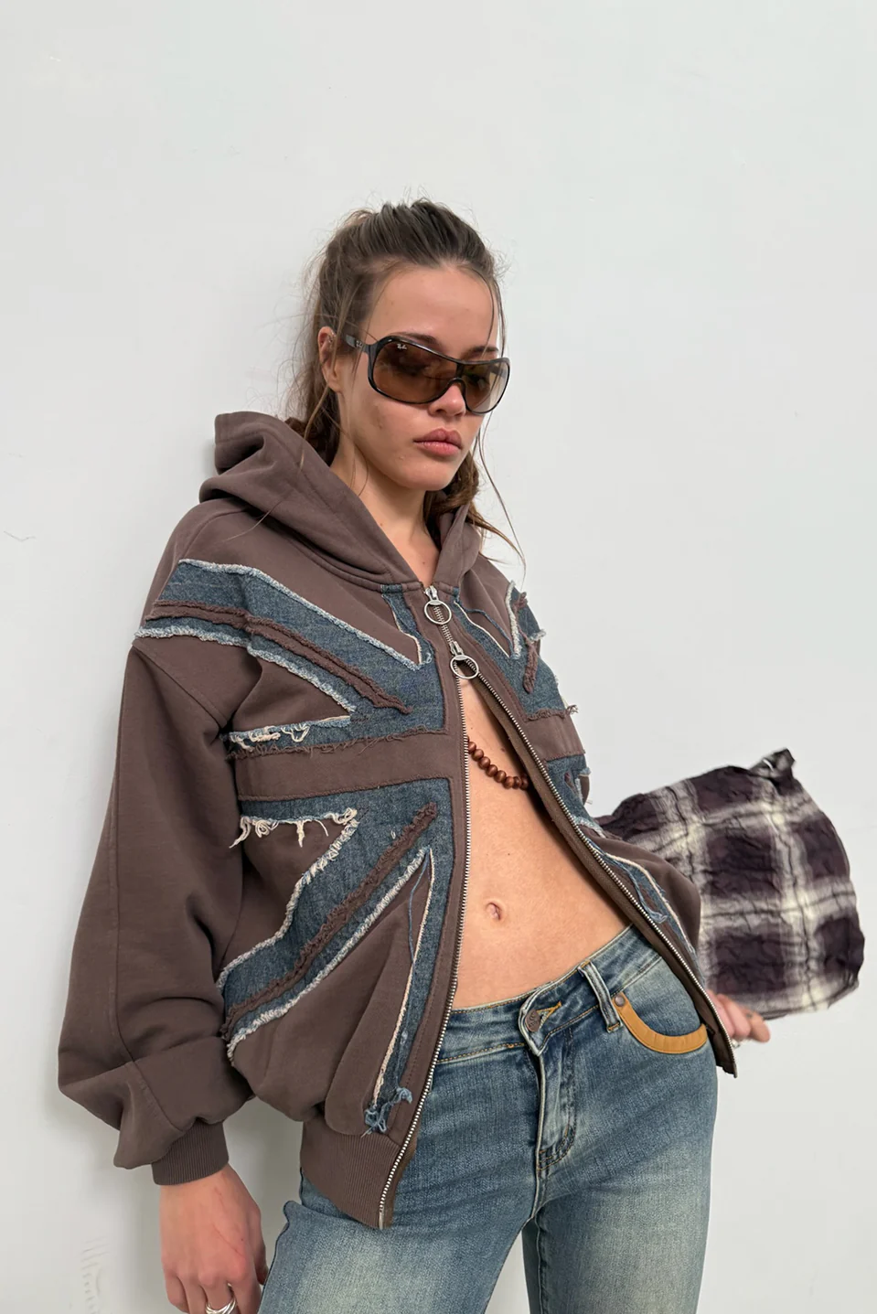 Flag Brown Zipper